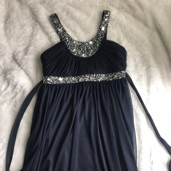 Semi-Formal Dress - Picture 1 of 4